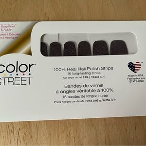 Color Street Nail Polish Strips in “Night Terror”